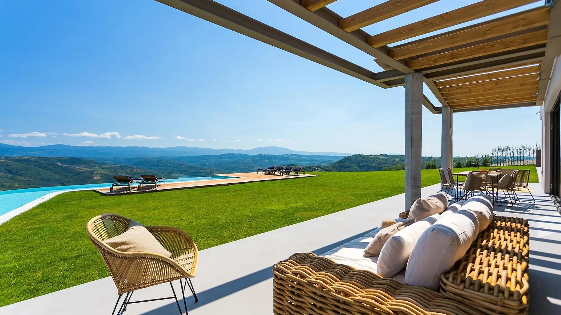 Vista Villa Zamask
